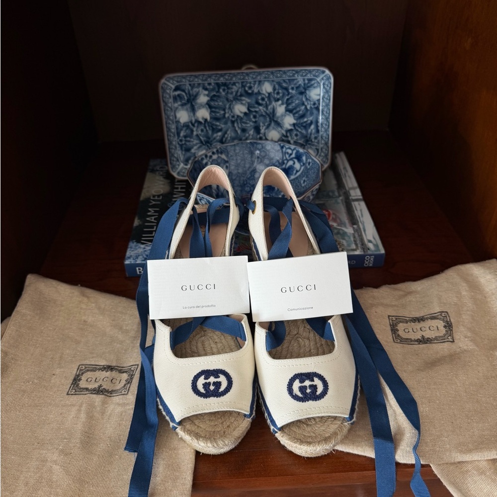 Authentic Gucci Cream and Blue Espadrille Sandals